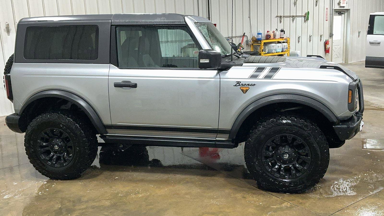 Certified 2023 Ford Bronco Badlands image 4