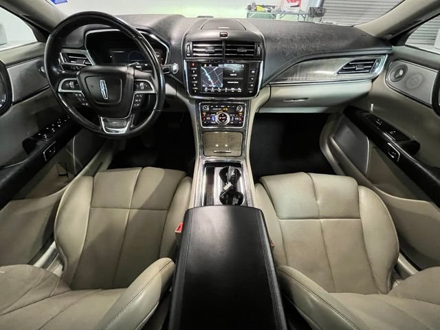 Used 2018 Lincoln Continental Reserve AWD/4WD image 17