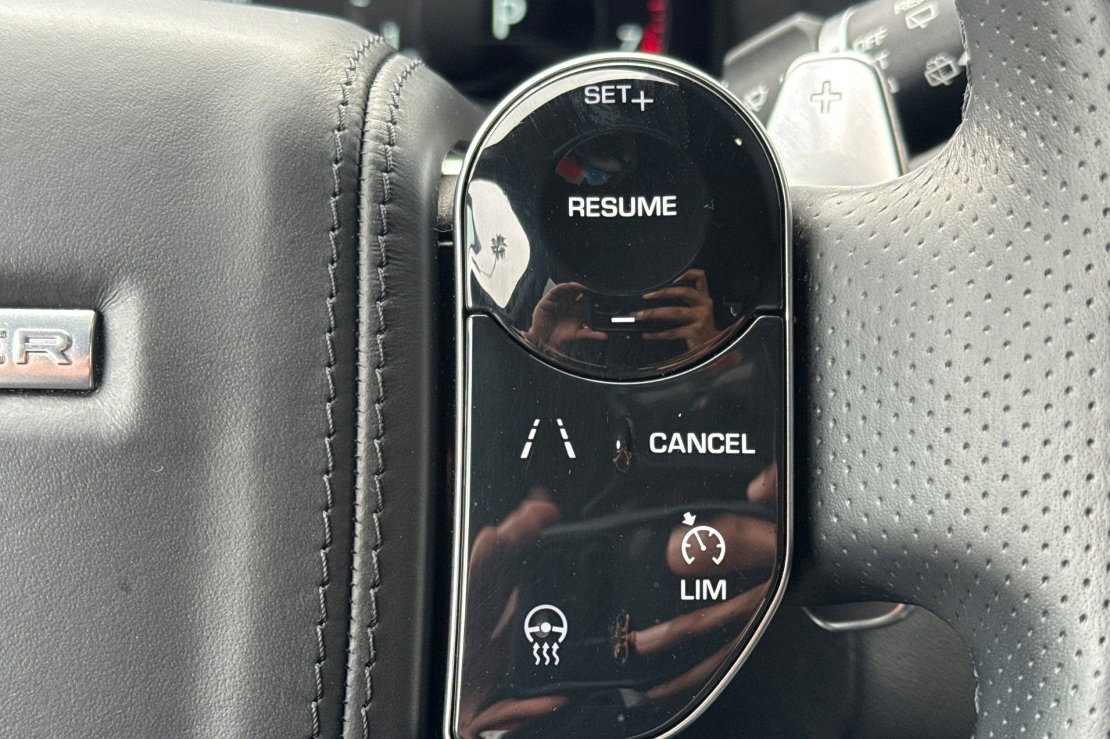 Used 2021 Land Rover Range Rover Sport HSE Silver Edition image 29