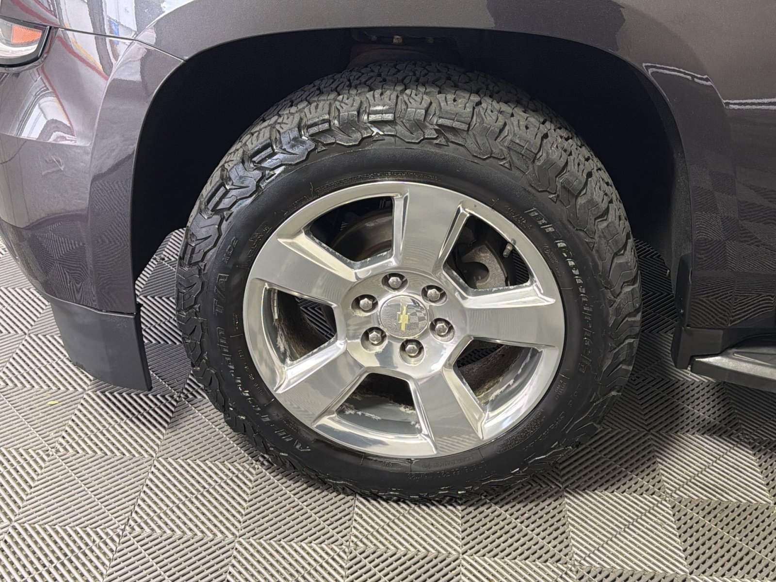 Used 2016 Chevrolet Suburban LS image 12