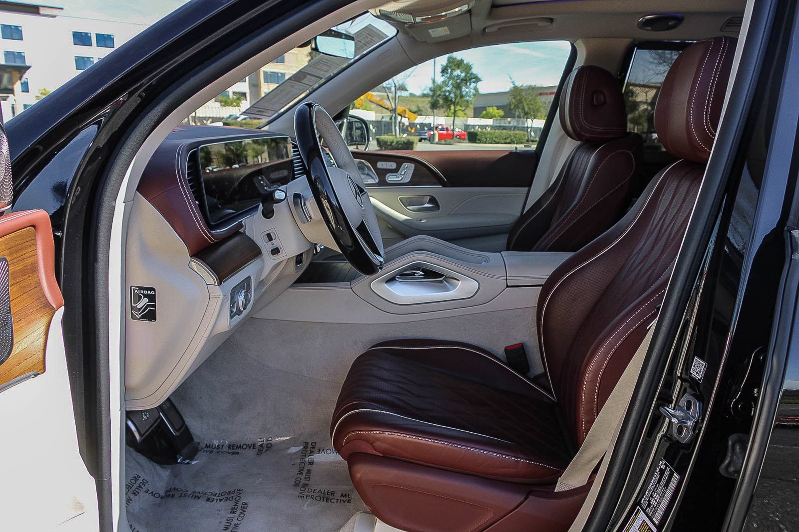 Certified 2024 Mercedes-Benz Maybach GLS 600 4MATIC image 22