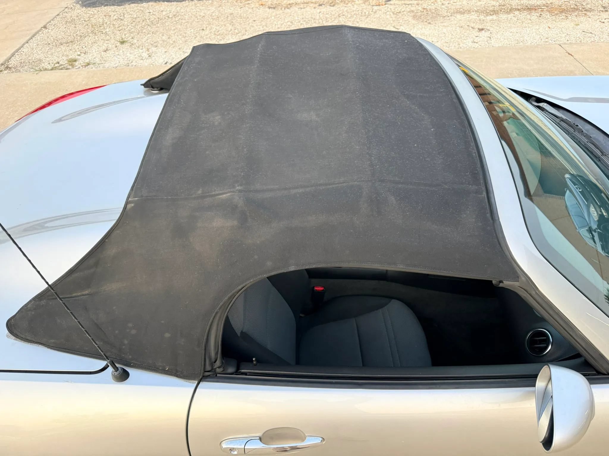 Used 2007 Pontiac Solstice Convertible RWD image 19