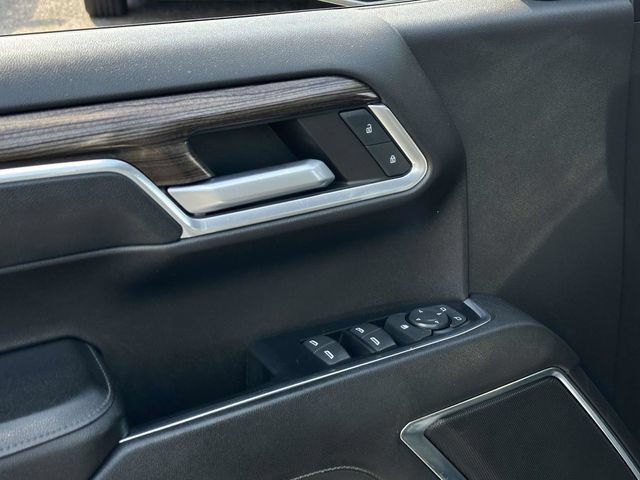 Used 2023 Chevrolet Silverado 1500 RST AWD/4WD image 16
