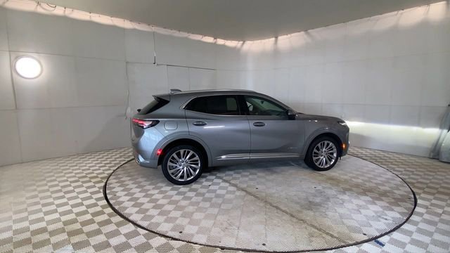 Used 2025 Buick Envision Avenir AWD/4WD image 9