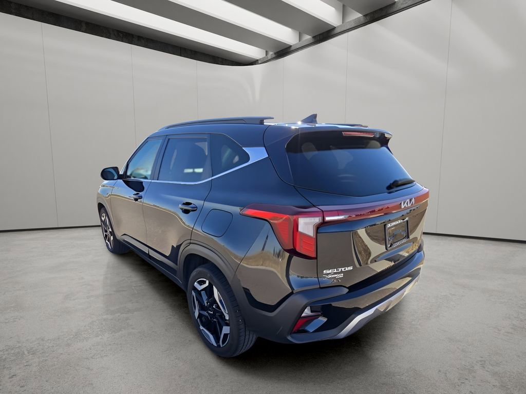 Used 2024 Kia Seltos SX image 3