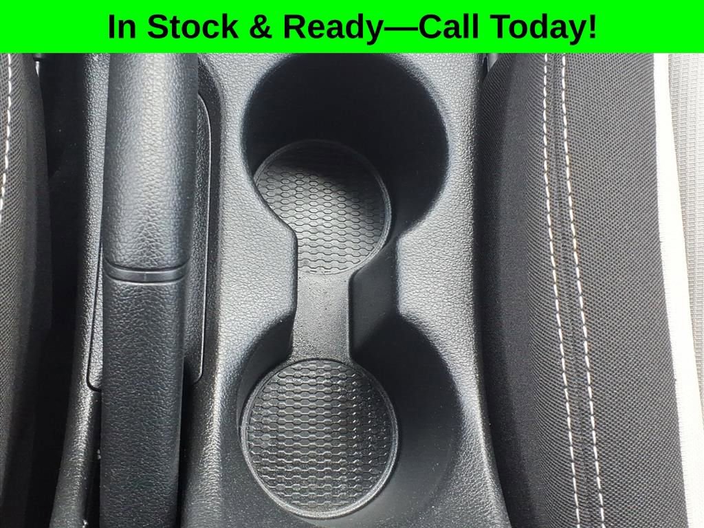 Used 2025 Hyundai Venue SEL image 15