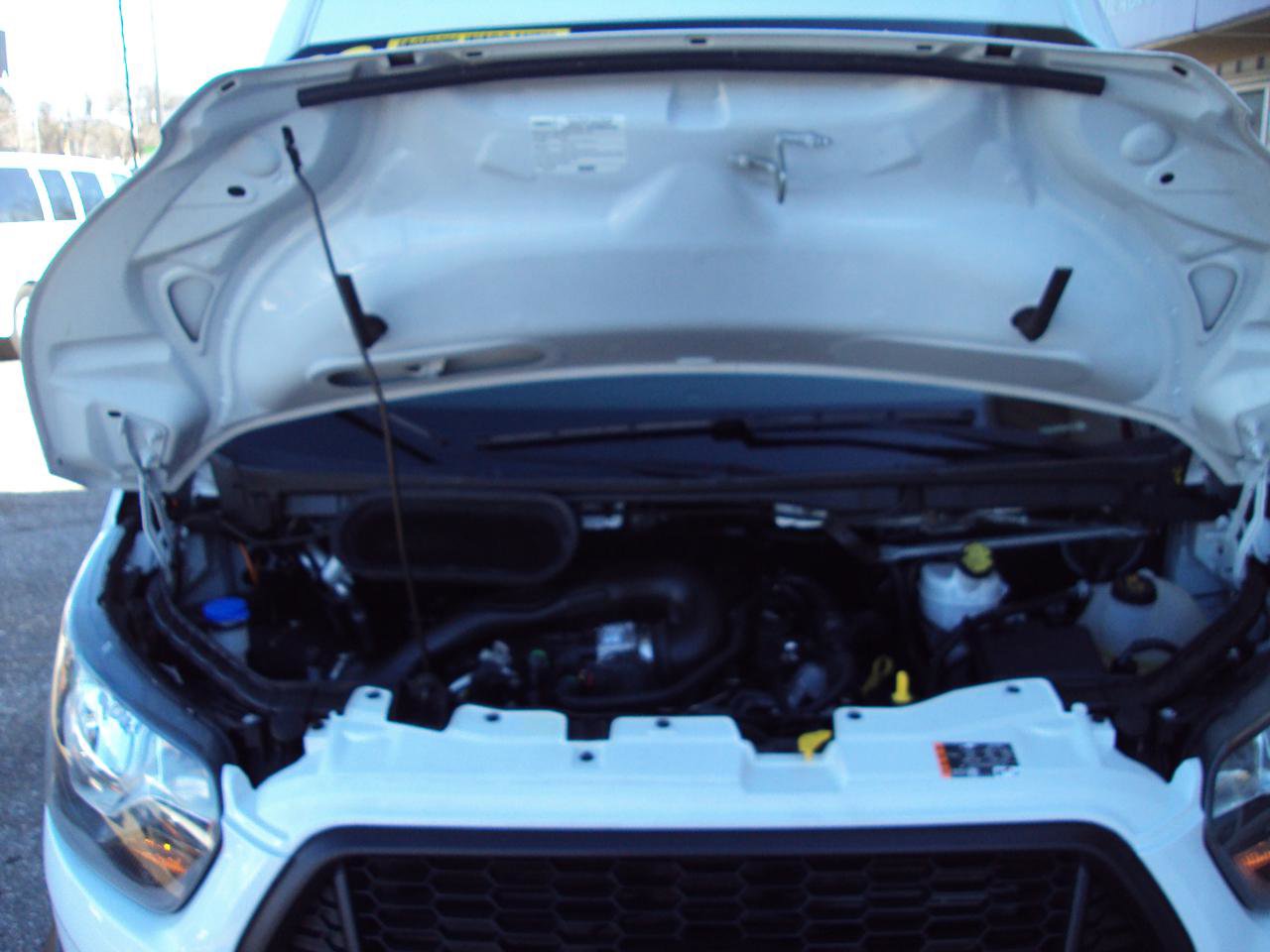 Used 2023 Ford Transit 250 Medium Roof AWD w/ Load Area Protection Package image 22