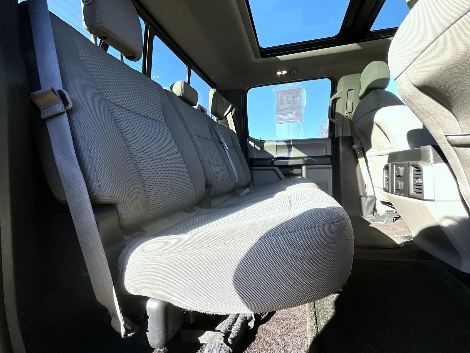 Used 2016 Ford F150 XLT w/ Equipment Group 302A Luxury image 19