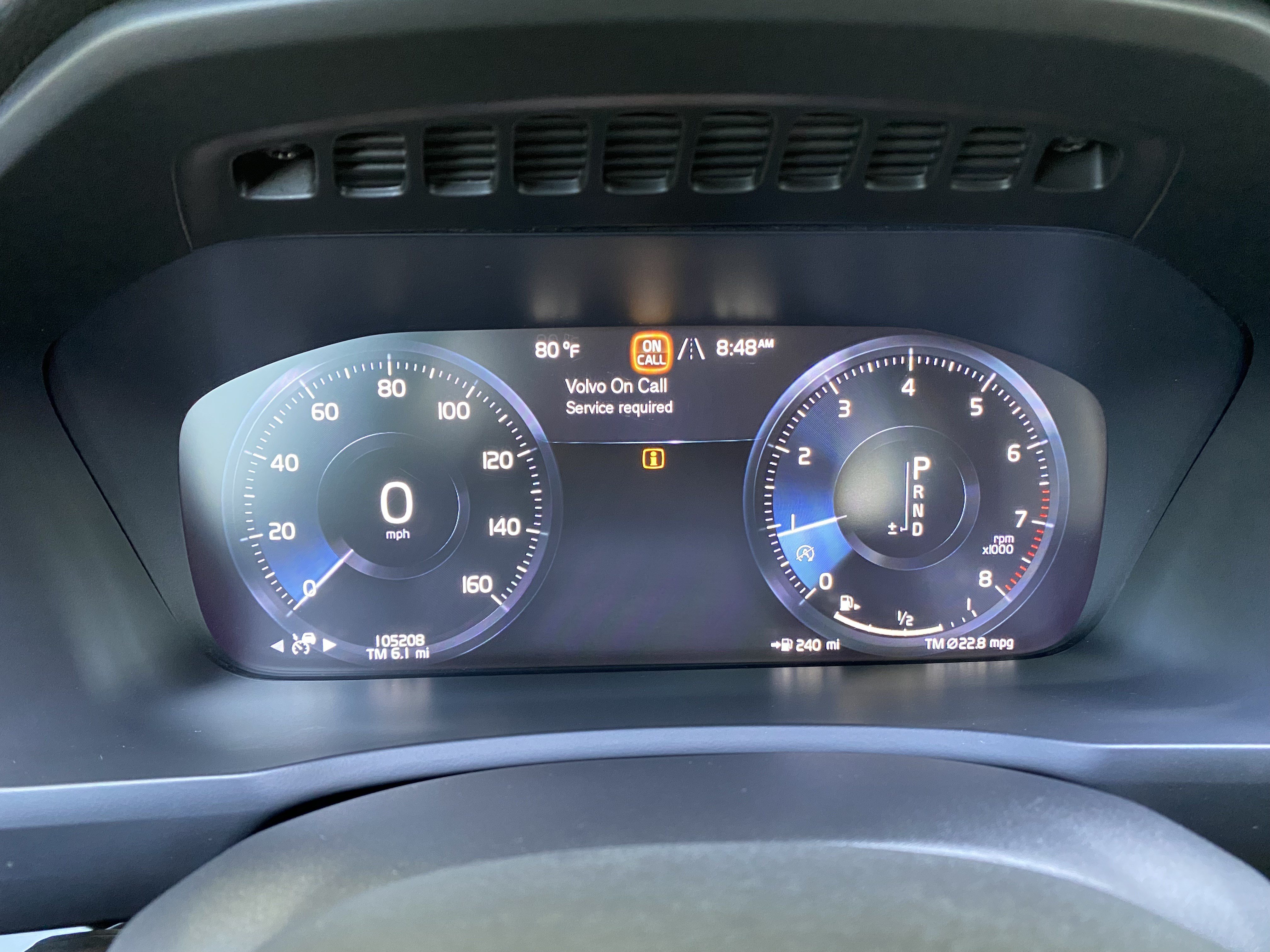 Used 2018 Volvo XC90 T6 Momentum w/ Convenience Package AWD/4WD image 21