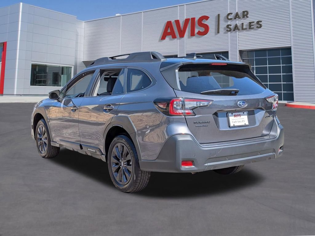Used 2025 Subaru Outback Onyx Edition image 9