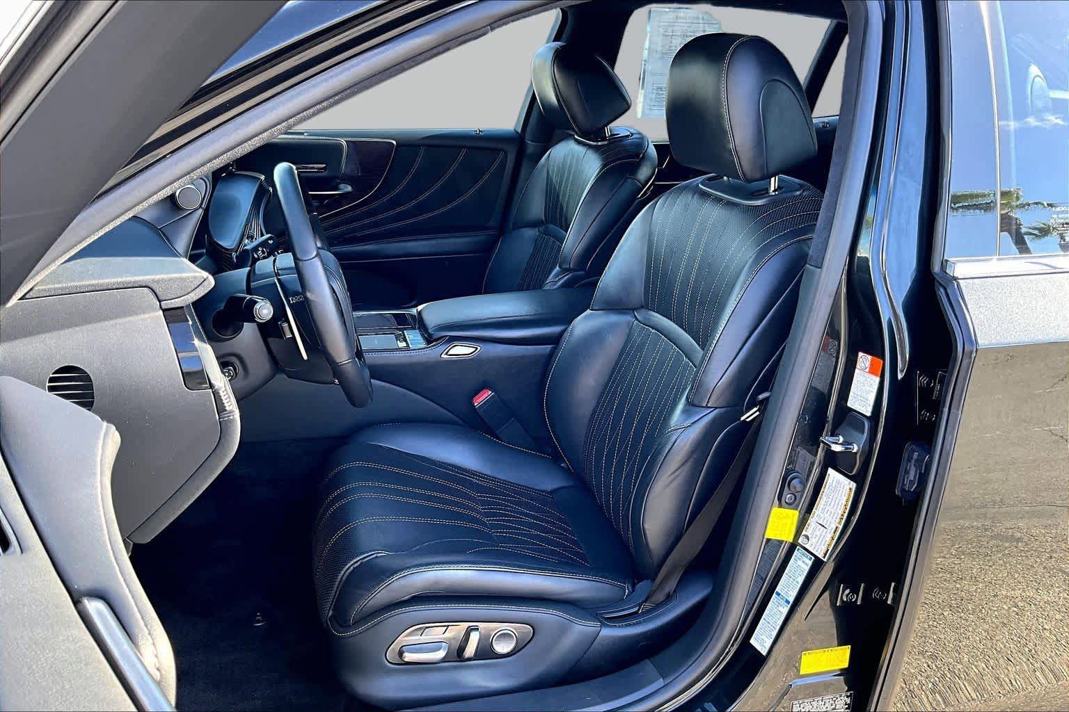 Used 2019 Lexus LS 500 AWD w/ Interior Upgrade Package image 7