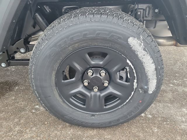 New 2026 Jeep Gladiator Sport image 5