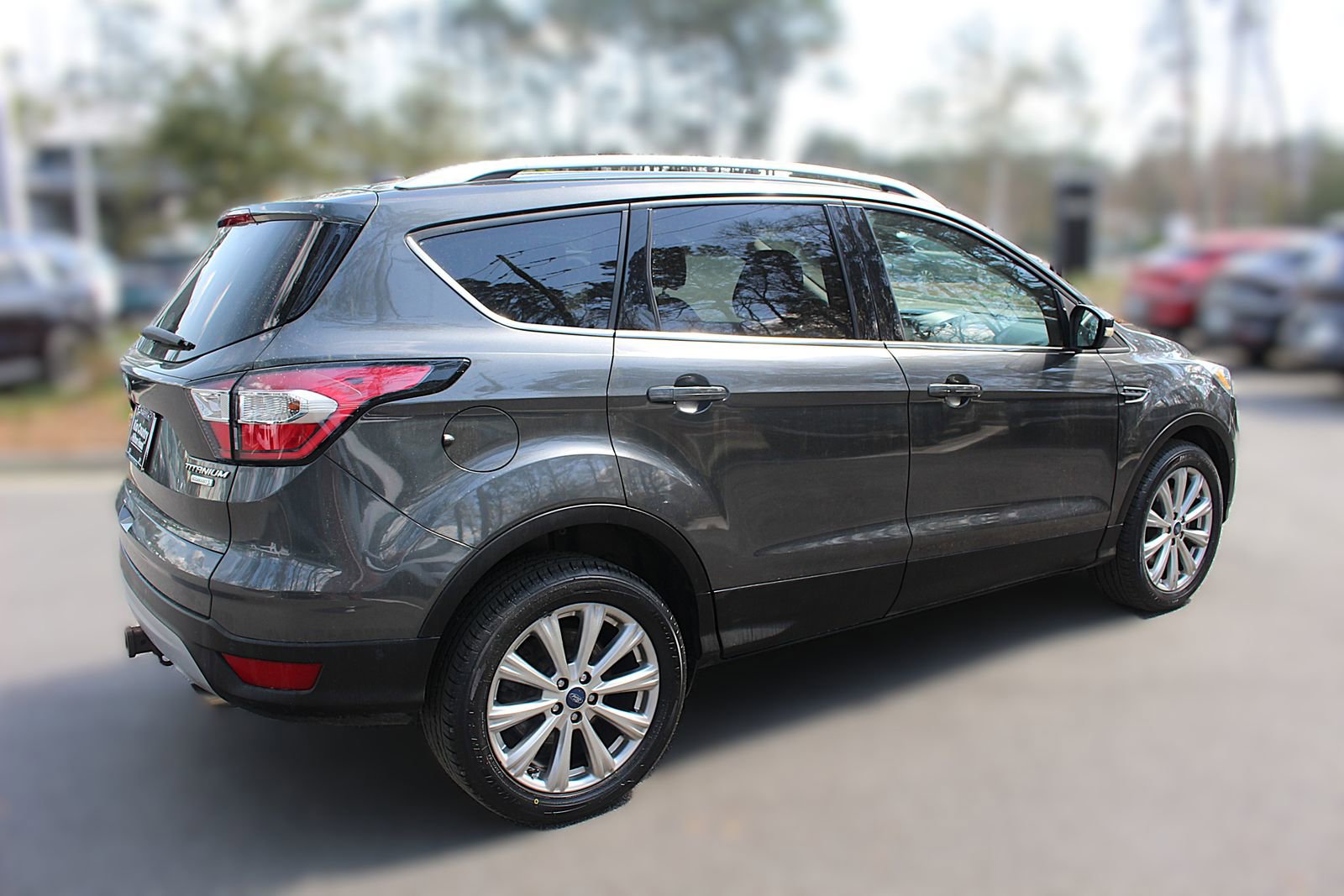 Used 2017 Ford Escape Titanium w/ Equipment Group 301A image 9