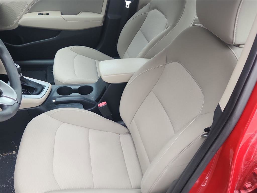 Used 2020 Hyundai Elantra SEL w/ Cargo Package (C1) image 10