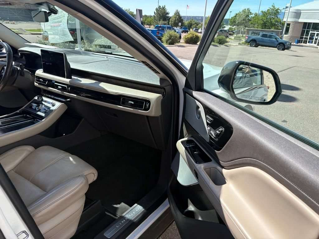 Used 2020 Lincoln Aviator Reserve w/ Equipment Group 202A AWD/4WD image 29