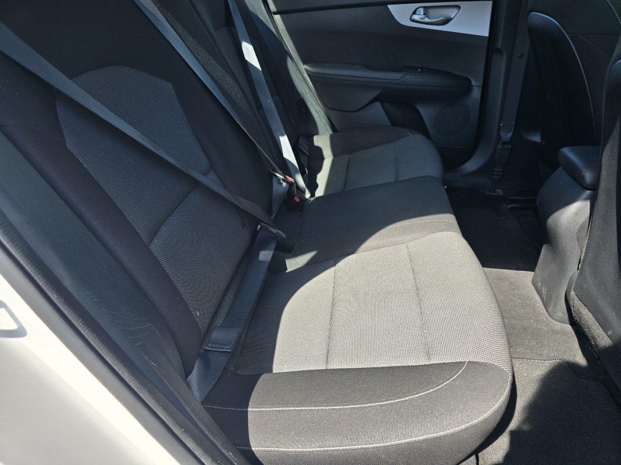 Used 2023 Kia Forte LXS w/ LXS Technology Package FWD image 16