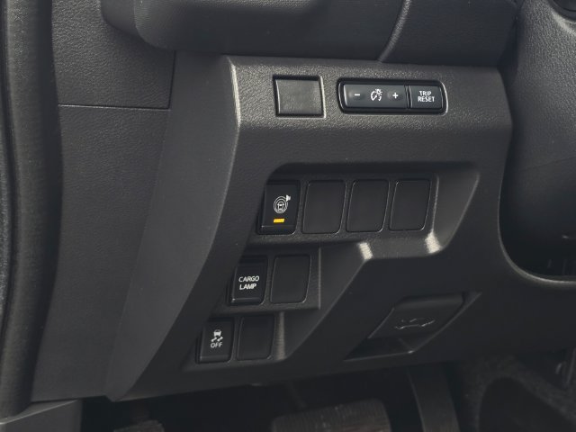 Certified 2024 Nissan Frontier SV w/ Technology Package RWD image 12