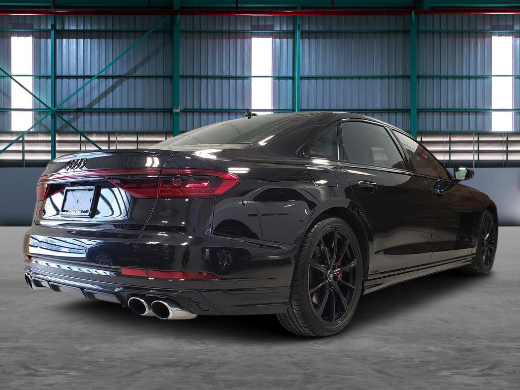 Used 2023 Audi S8 w/ S8 Executive Package image 4
