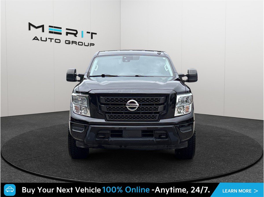 Used 2021 Nissan Titan SV w/ SV Convenience Package AWD/4WD image 3