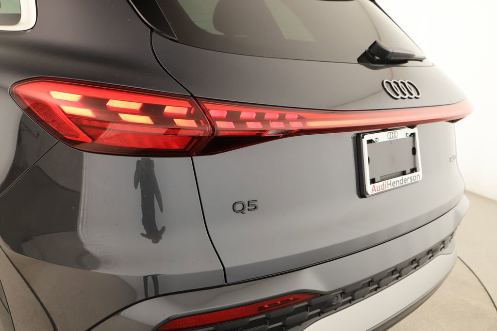 Certified 2025 Audi Q5 Premium Plus w/ Premium Plus AWD/4WD image 37