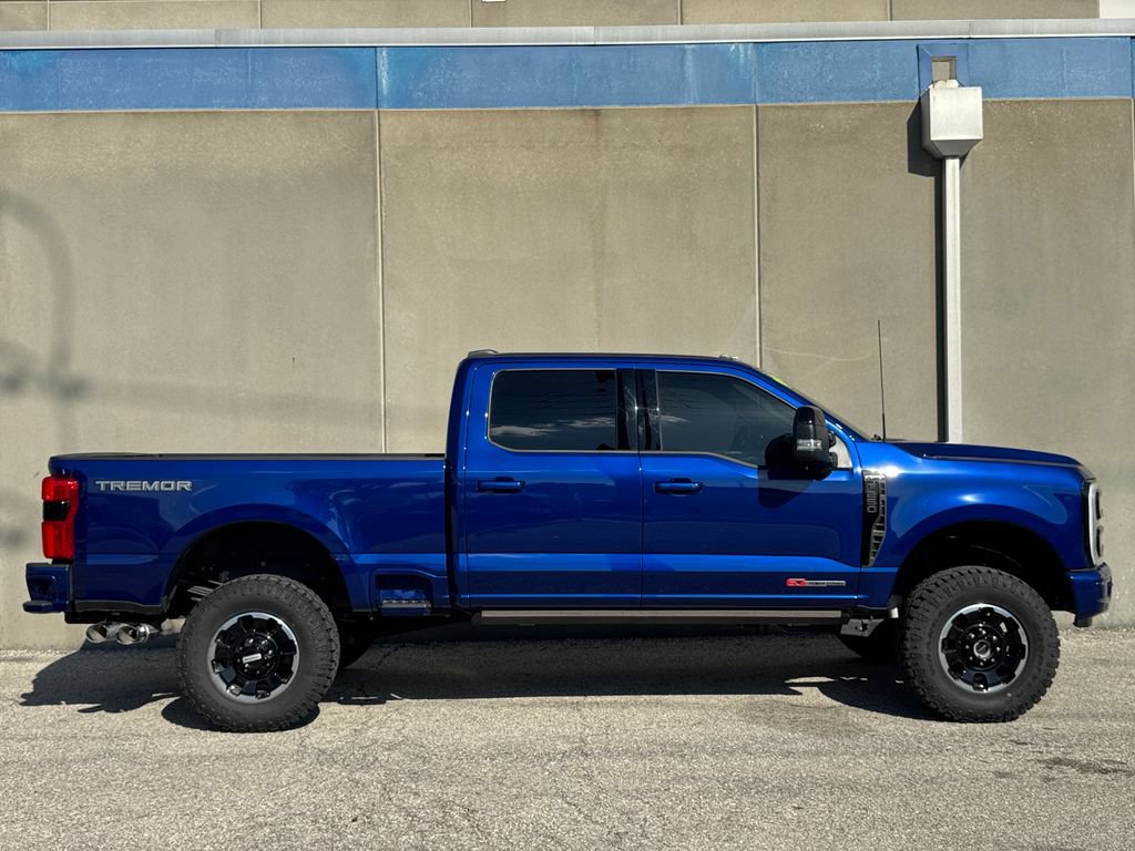Used 2026 Ford F250 Platinum w/ Tremor Off-Road Package AWD/4WD video 3