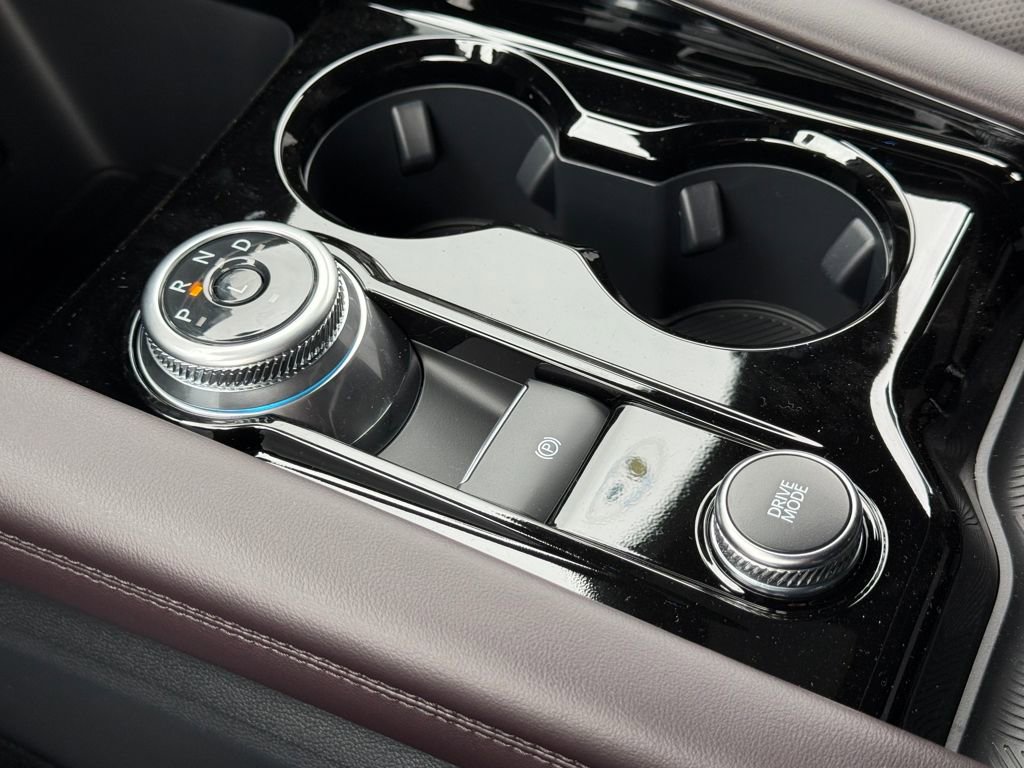 New 2026 Ford Explorer Platinum image 22