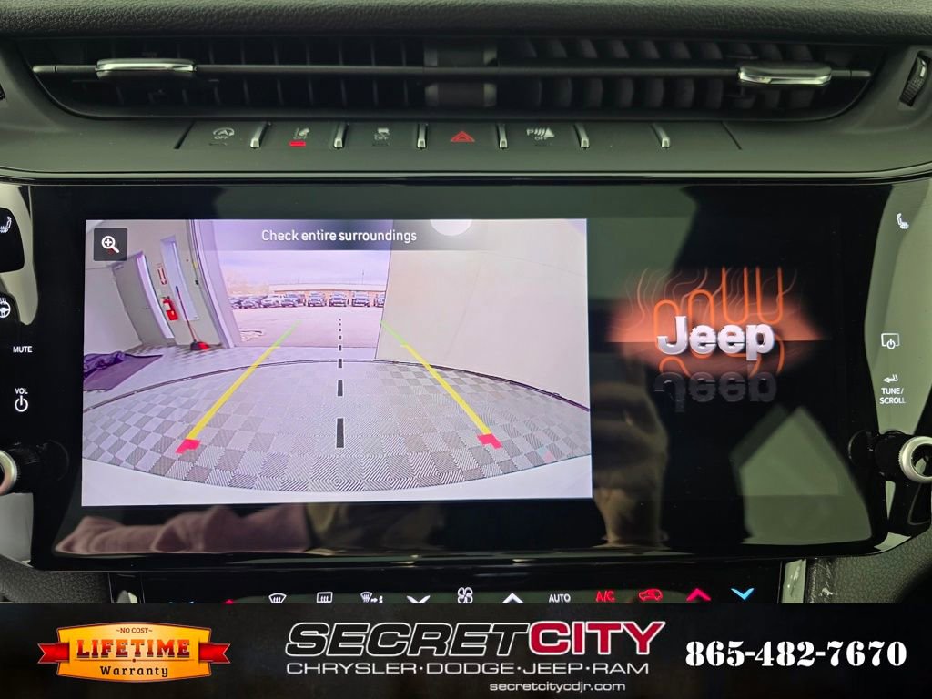 New 2026 Jeep Grand Cherokee Altitude image 22