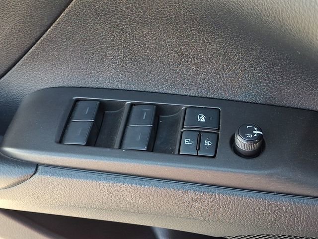 Used 2022 Toyota Camry SE image 22