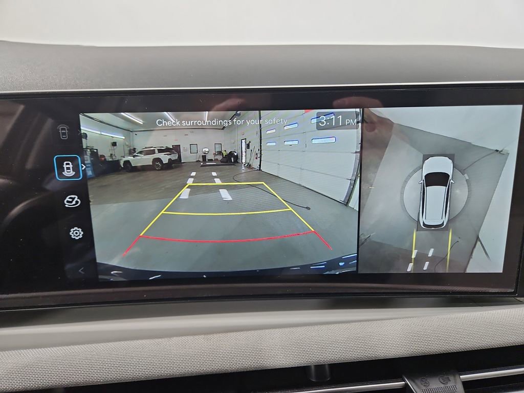 Certified 2025 Hyundai Tucson Limited image 22