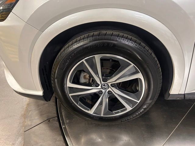 Used 2023 Lexus RX 350 Premium w/ Accessory Package AWD/4WD image 30
