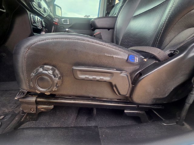 Used 2023 Jeep Wrangler Sport AWD/4WD image 20
