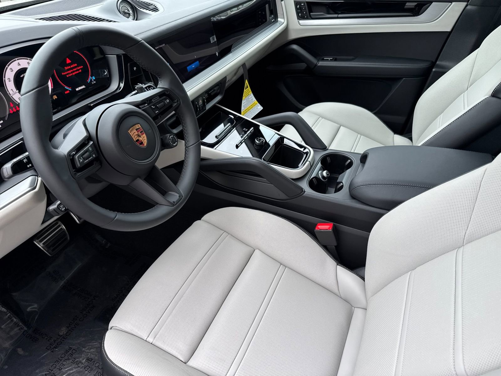 New 2026 Porsche Cayenne GTS image 4