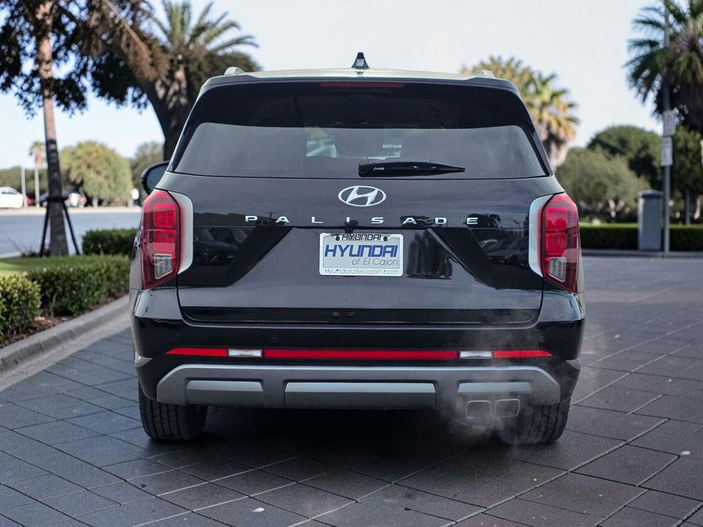 Used 2025 Hyundai Palisade SEL FWD image 6
