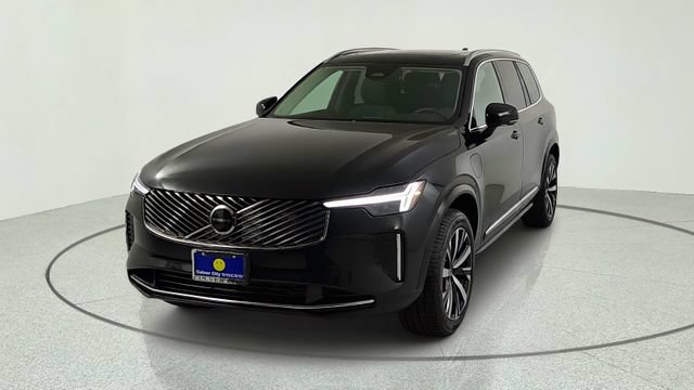 New 2026 Volvo XC90 T8 Core AWD/4WD image 2