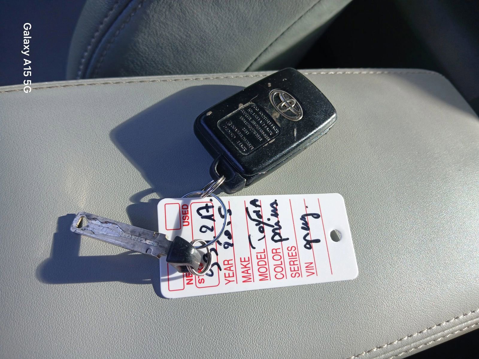 Used 2015 Toyota Prius Four image 12