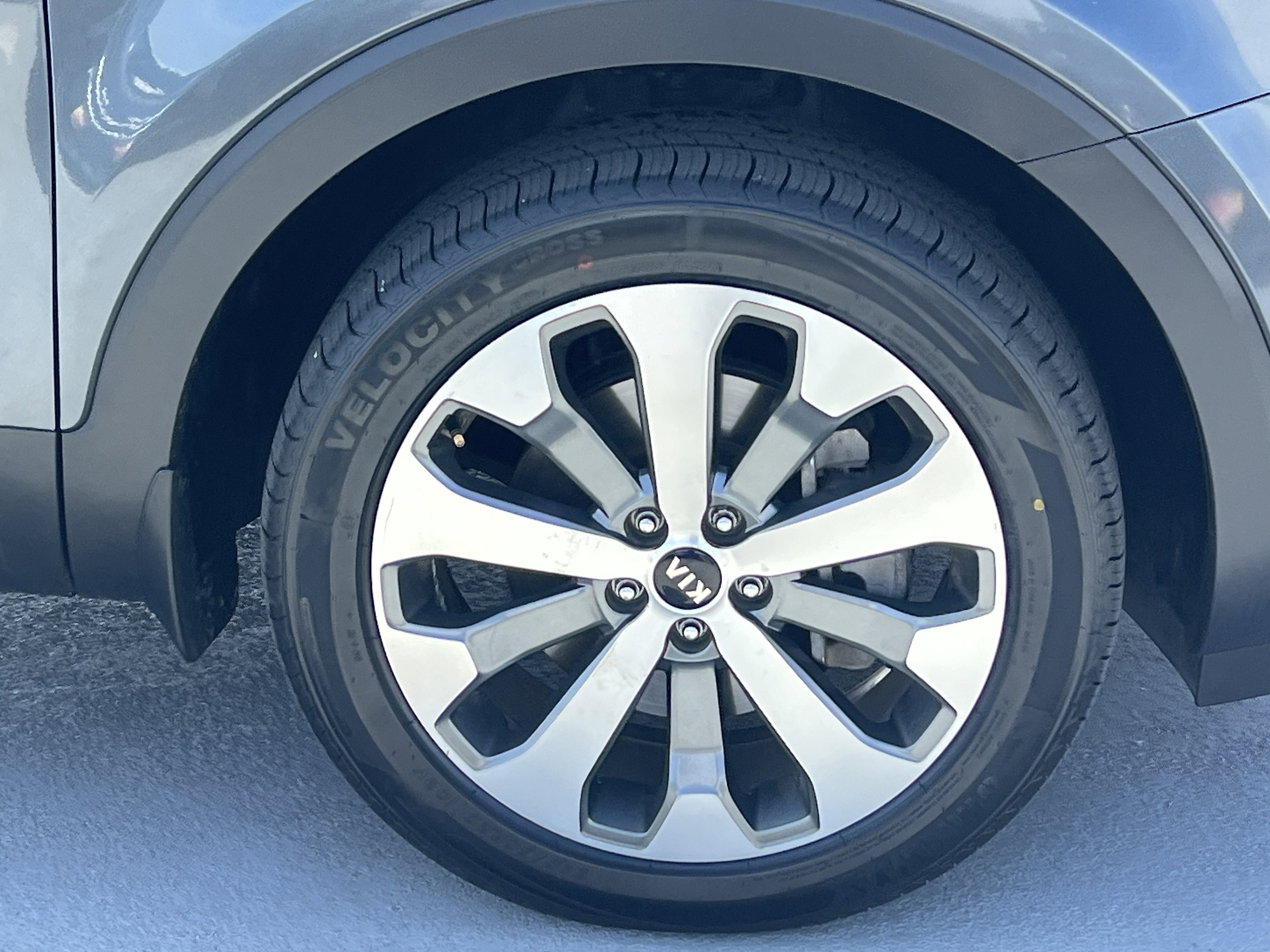 Certified 2020 Kia Telluride S image 14