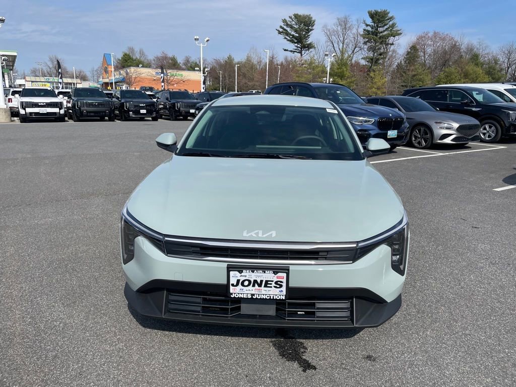 New 2026 Kia K4 LXS image 3