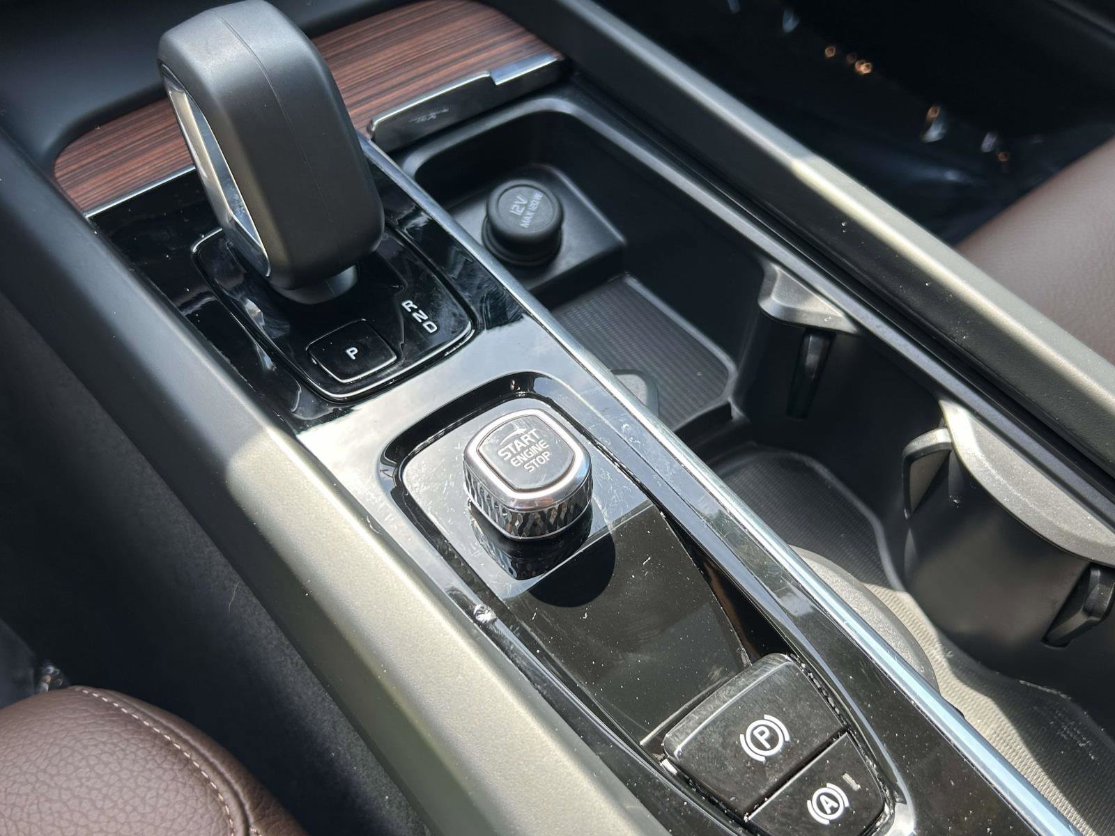 Certified 2025 Volvo V60 B5 Cross Country Plus image 30