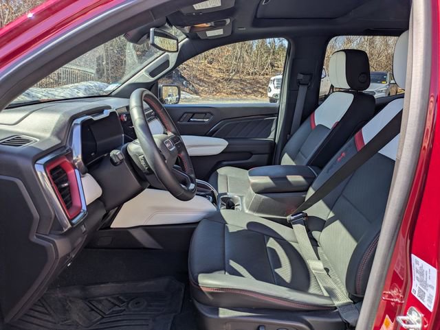 Used 2024 GMC Canyon AT4X image 26