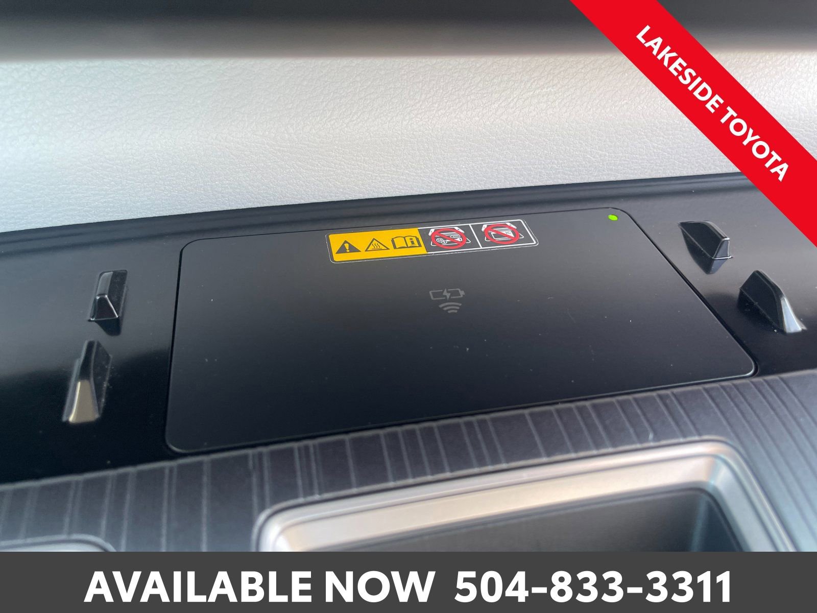 Used 2025 Toyota Sienna XLE image 35