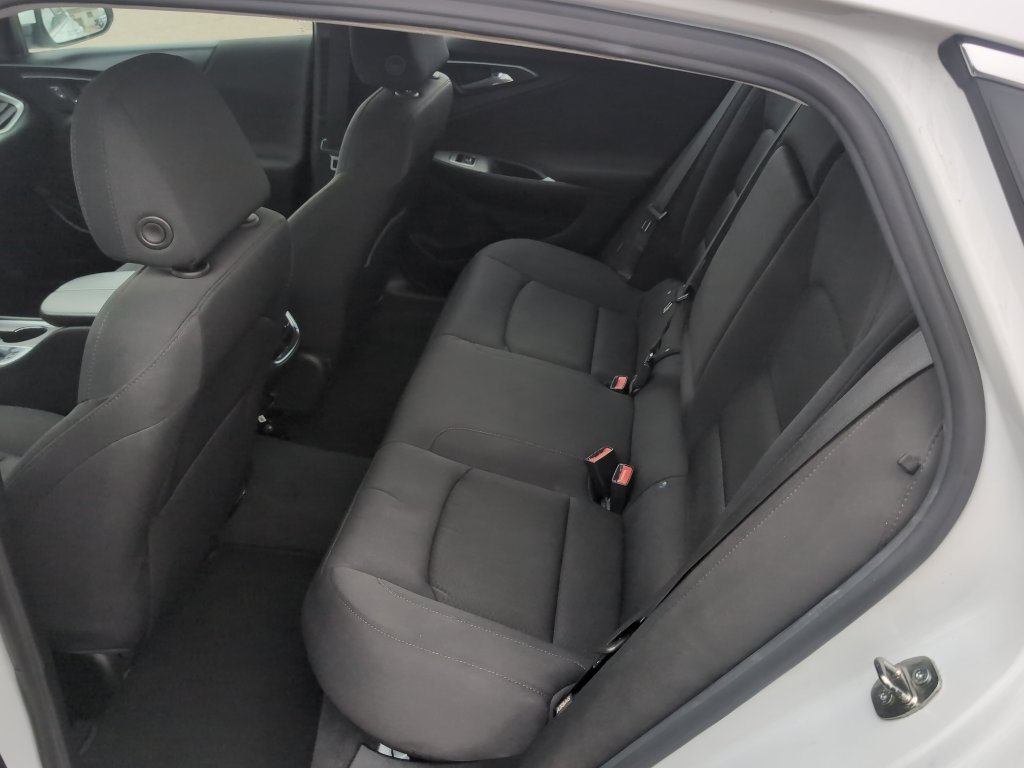 Used 2023 Chevrolet Malibu LT image 17