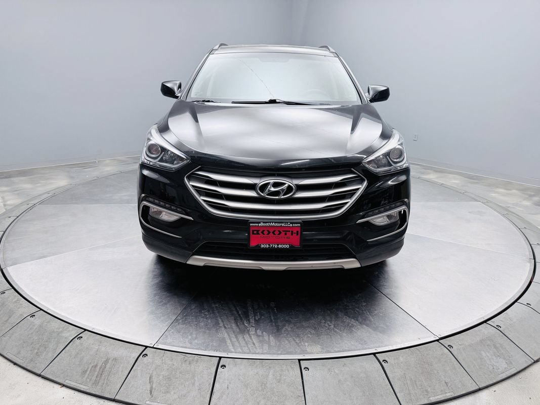 Used 2017 Hyundai Santa Fe Sport AWD/4WD image 2