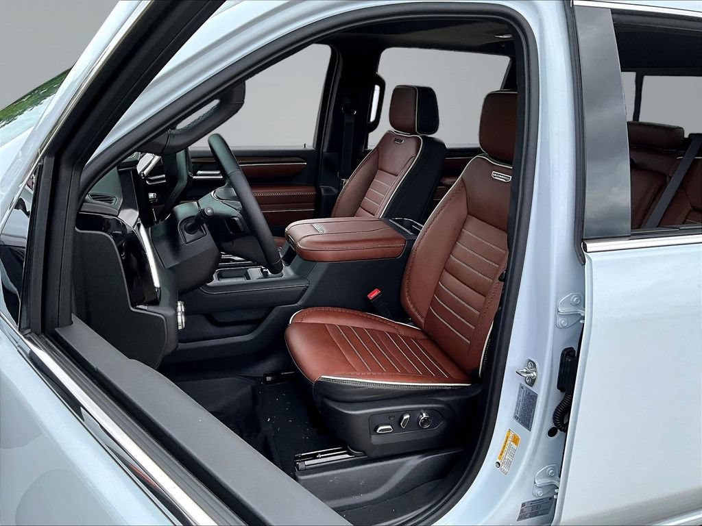New 2026 GMC Sierra 3500 Denali Ultimate AWD/4WD image 28