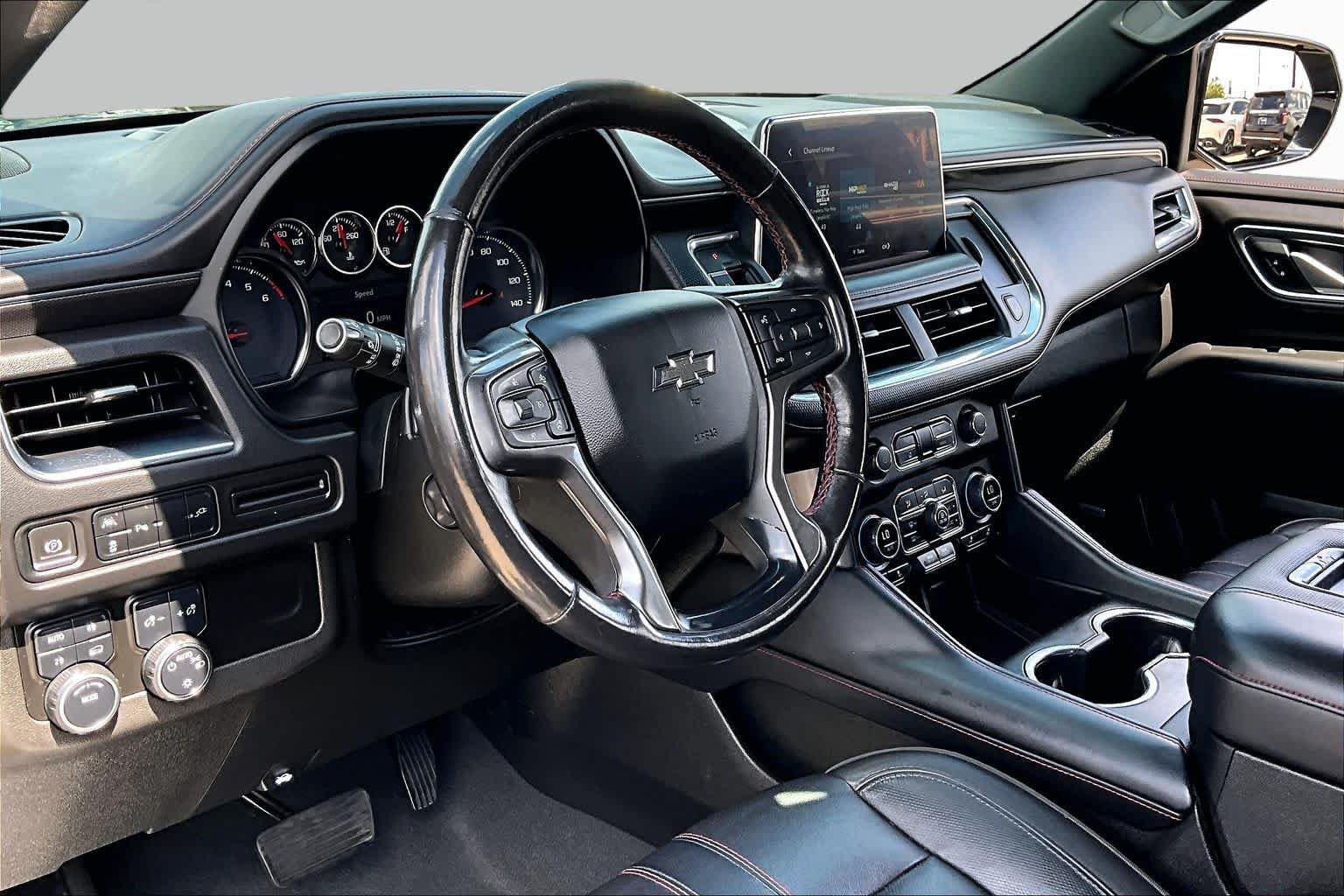 Used 2021 Chevrolet Tahoe RST w/ Luxury Package AWD/4WD image 18