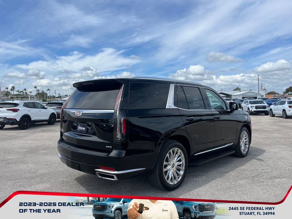 Used 2023 Cadillac Escalade Premium Luxury w/ Performance Package image 7