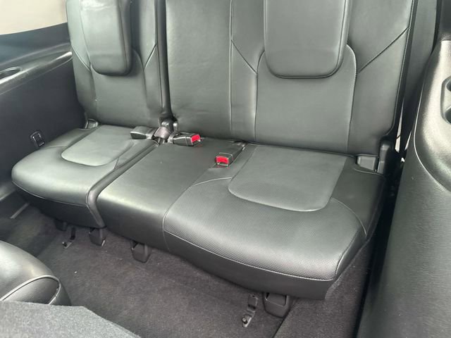 Used 2021 INFINITI QX80 Luxe w/ All-Season Package AWD/4WD image 29