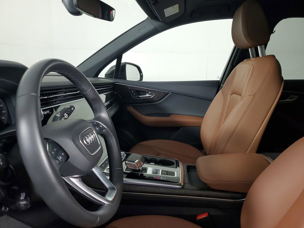 Used 2021 Audi Q7 3.0T Premium AWD/4WD image 19