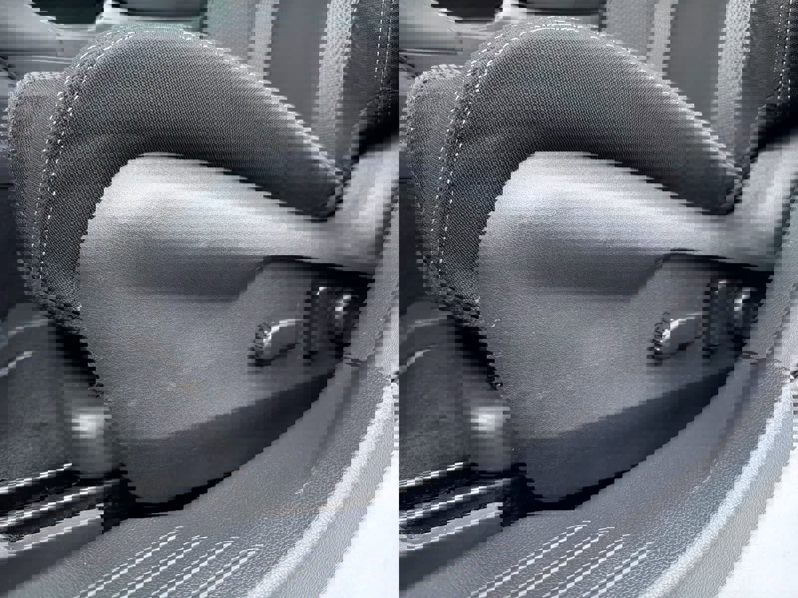 Certified 2023 Subaru Outback Premium image 18