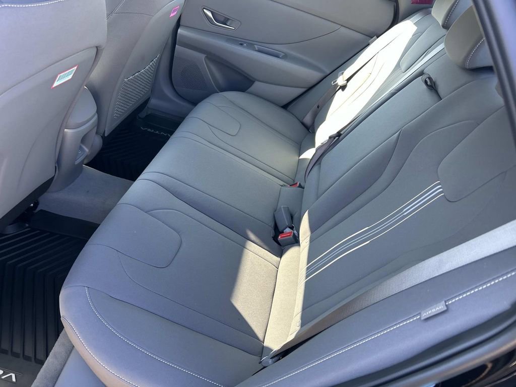 New 2026 Hyundai Elantra SEL Sport image 18