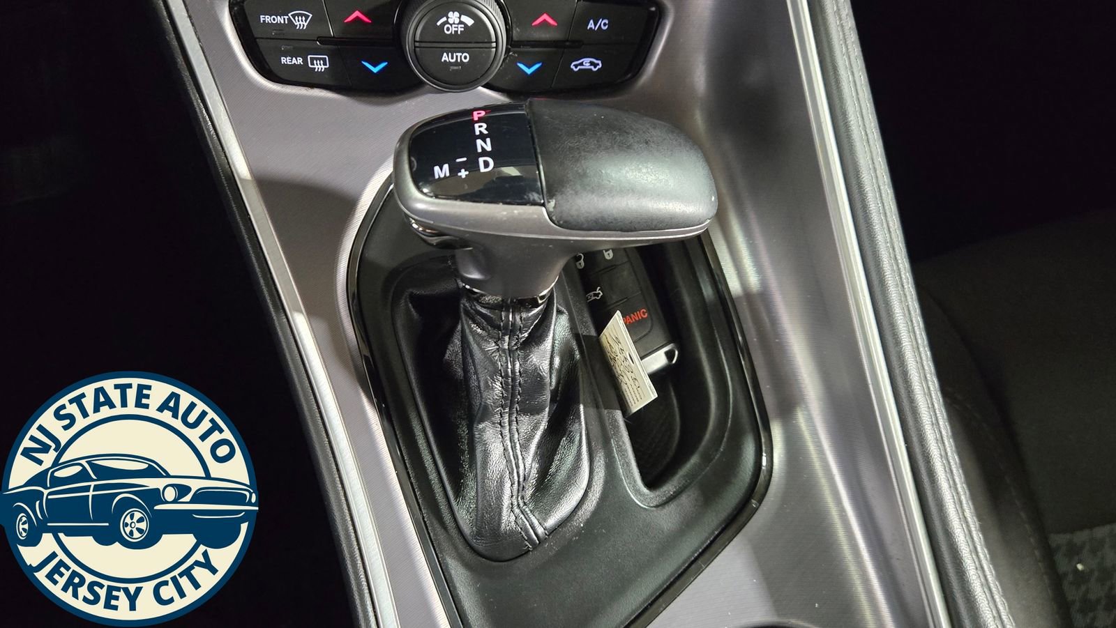 Used 2020 Dodge Challenger SXT RWD image 16